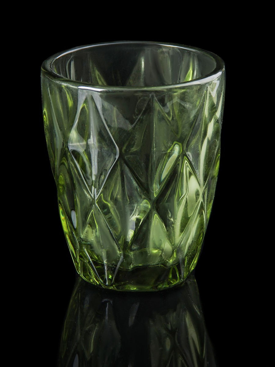 Стакан с зеленой водой. Стакан круиз 240 мл magistro. Магистро круиз стаканы. Стакан зелёный стеклянный 350 мл Gent. Стакан Магистро круиз зеленый.
