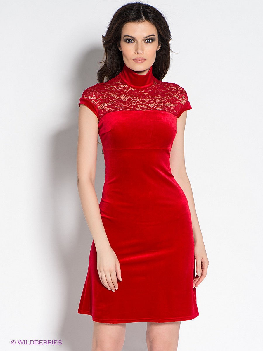 Нарядное красные платье