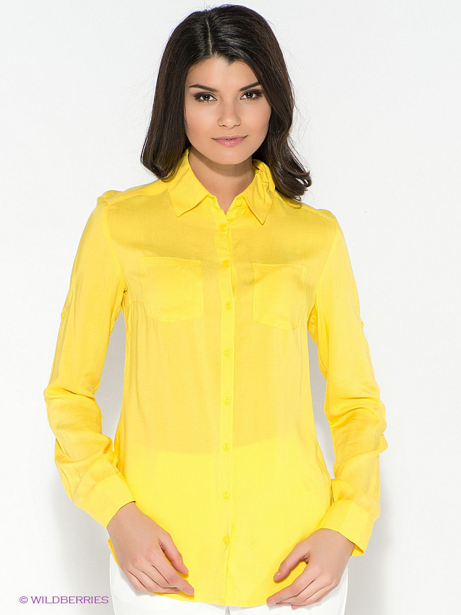 Рубашка желтого цвета