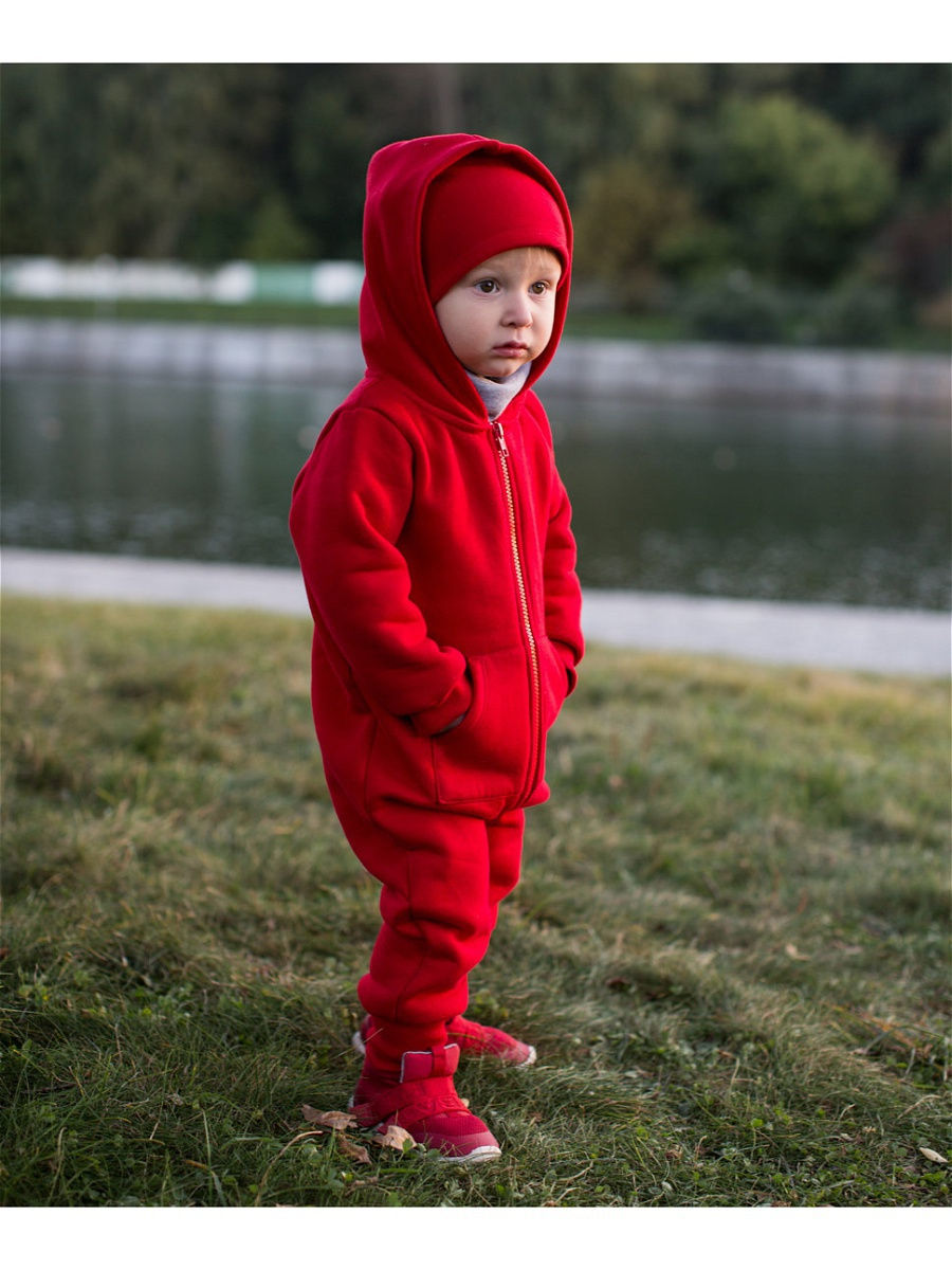 Детский костюм красный