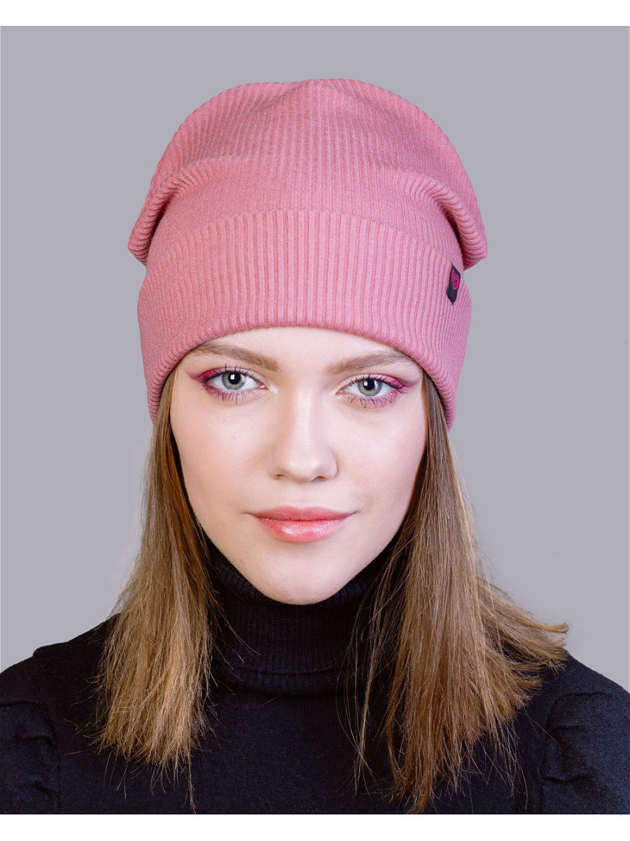 Розовая шапка женская