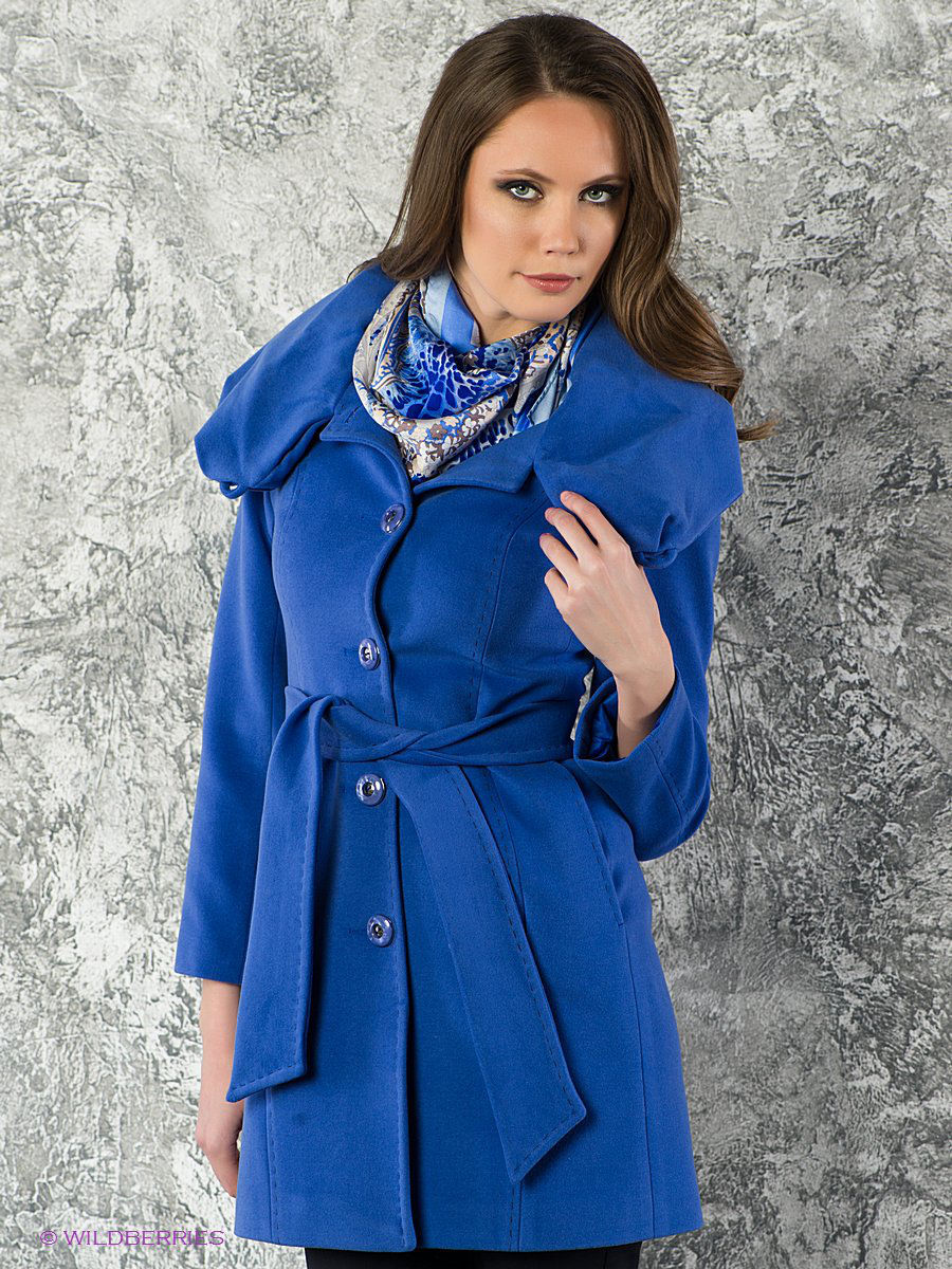 Шарф под голубое пальто женское
