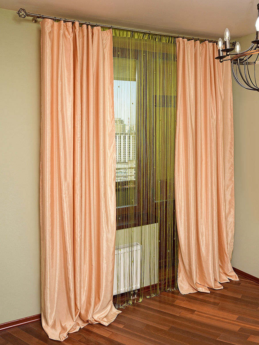 Стены персикового цвета какие шторы подобрать фото