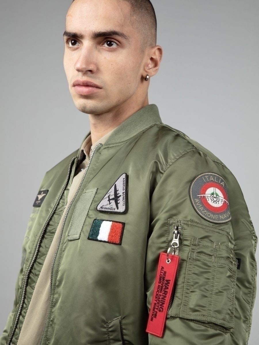 Angelo bonetti бомбер. Бомбер Aeronautica.