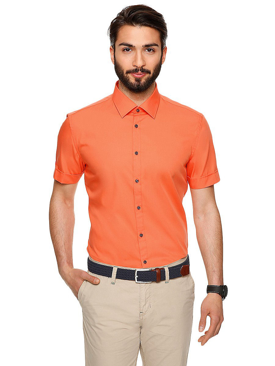 Оранжевая рубашка с короткими рукавами